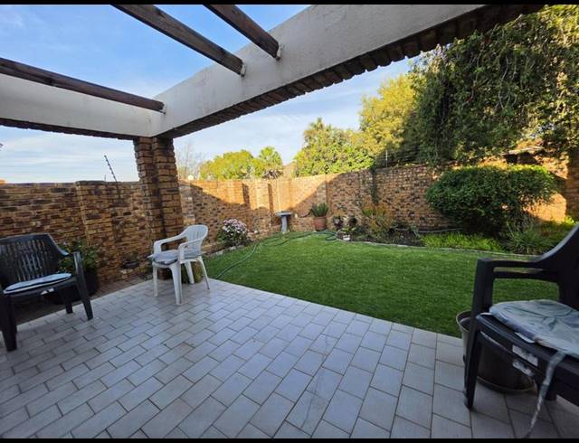 3 BEDROOM TOWNHOUSE FOR SALE IN RANDHART